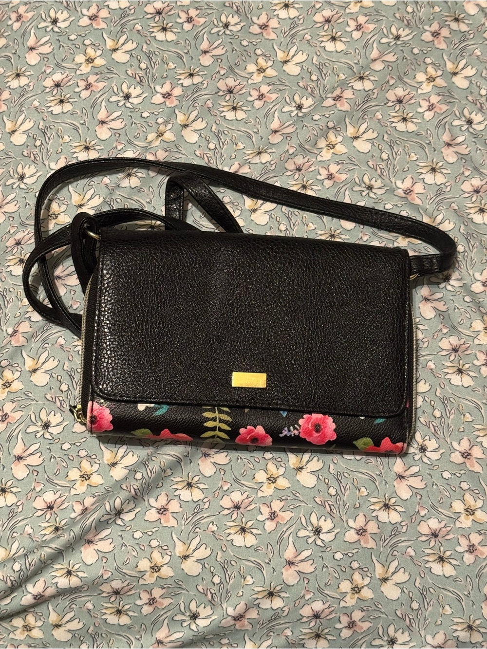 Faux Pebbled Leather Floral Flower Pink Green Gold Accent Black Crossbody Purse